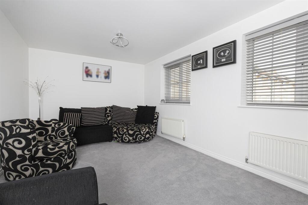 Bramleys Estate Agents - Annie Smith Way - Birkby 