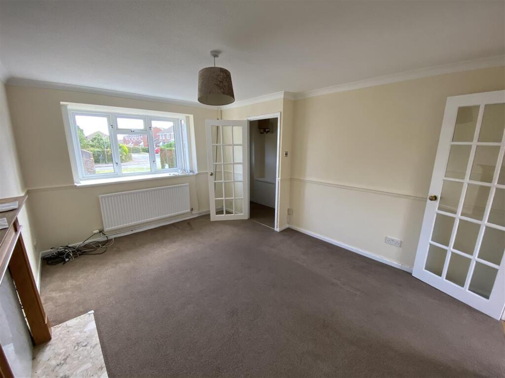 Living room.jpeg