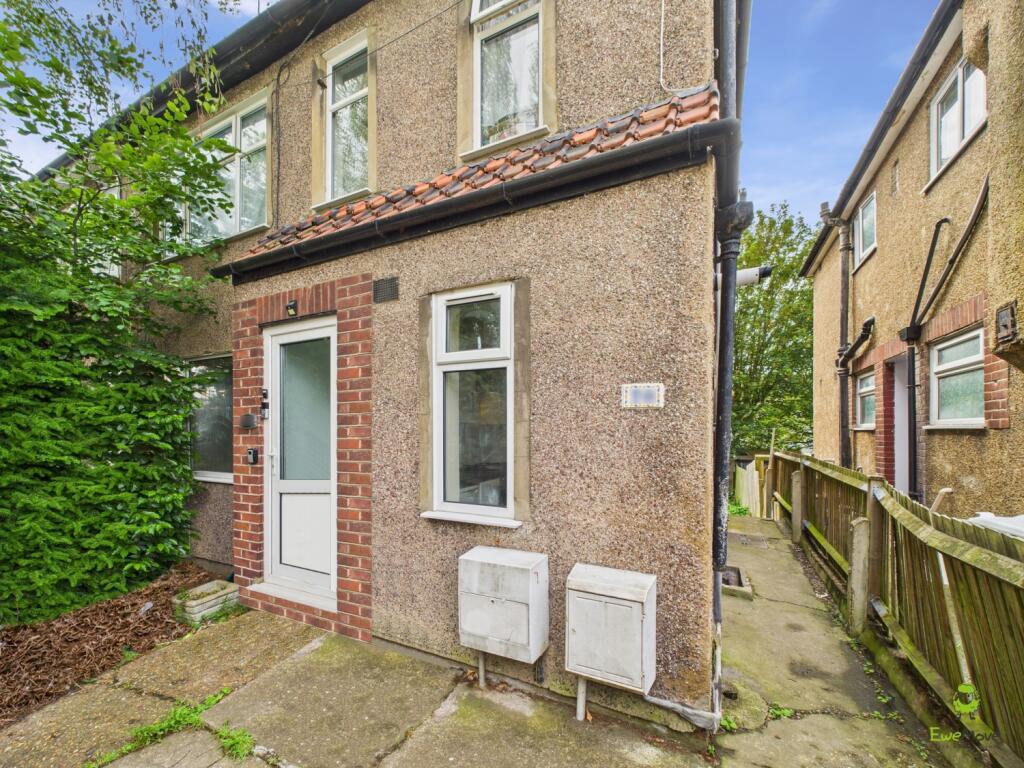 CAM02615G0-PR0069-STILL007