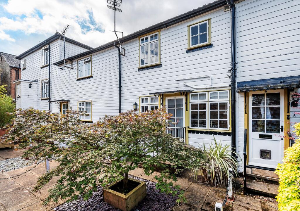 3-Old-Timber-Top-Cottages-10-copy