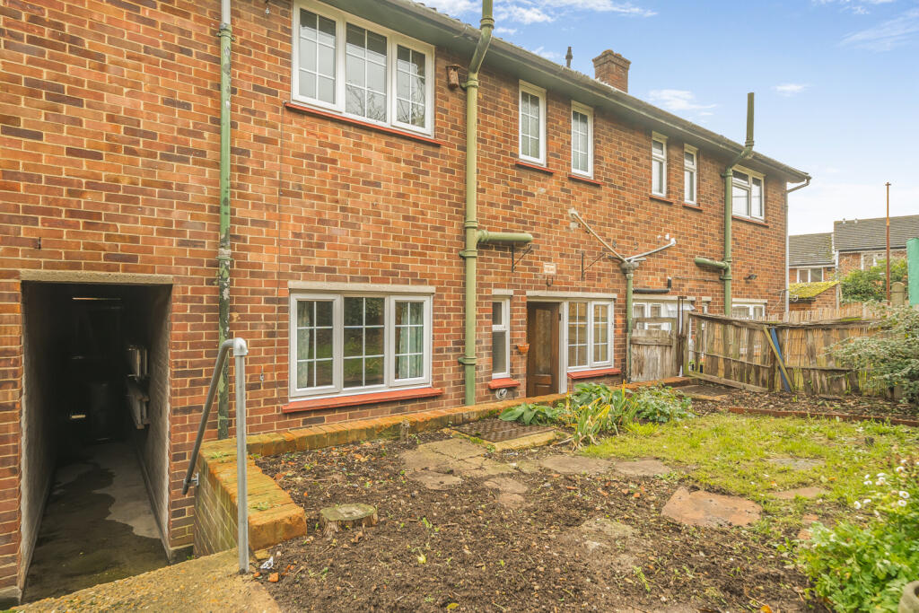 1386500-26-693809...