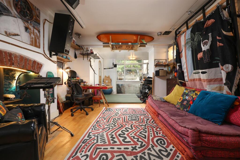 GF 3 Richmond Park Road 20.JPG