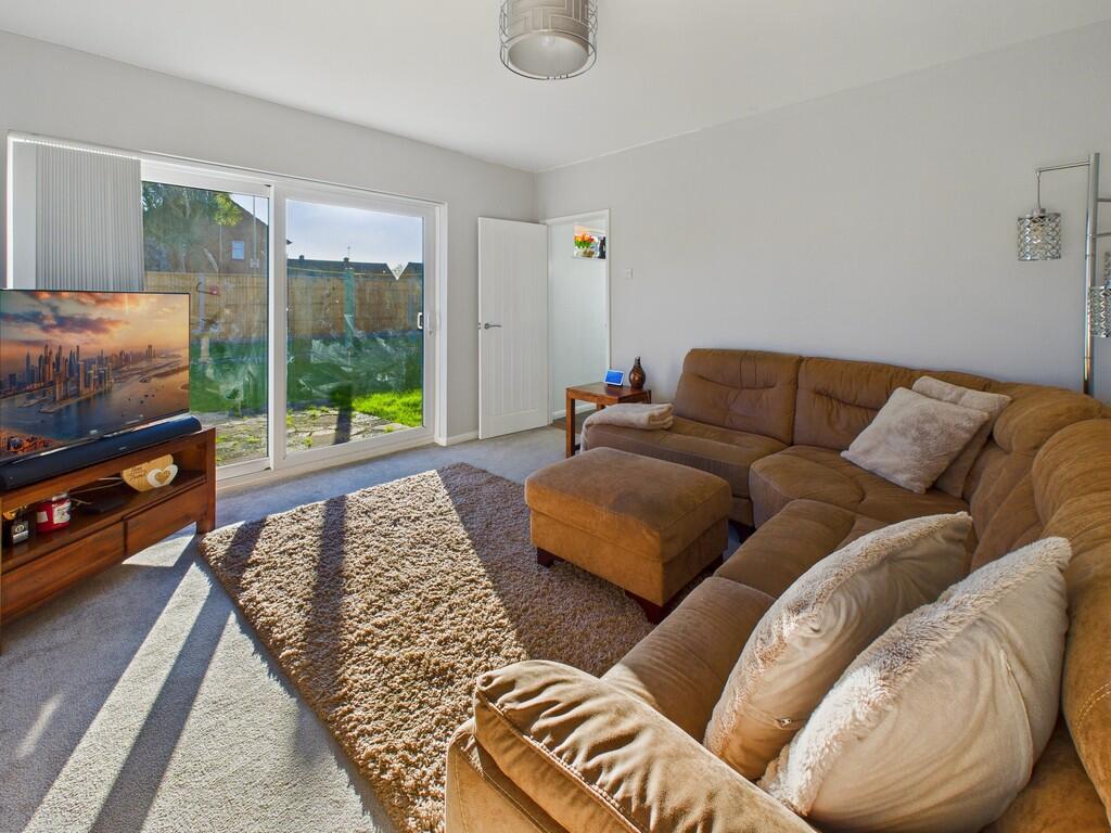 CAM05068G0-PR0062...