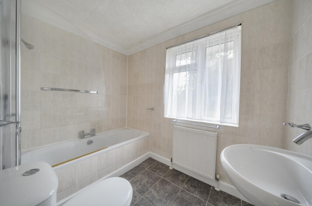 1305697-9-6849e39...