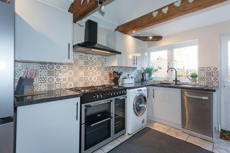 OPEN PLAN KITCHEN DINER