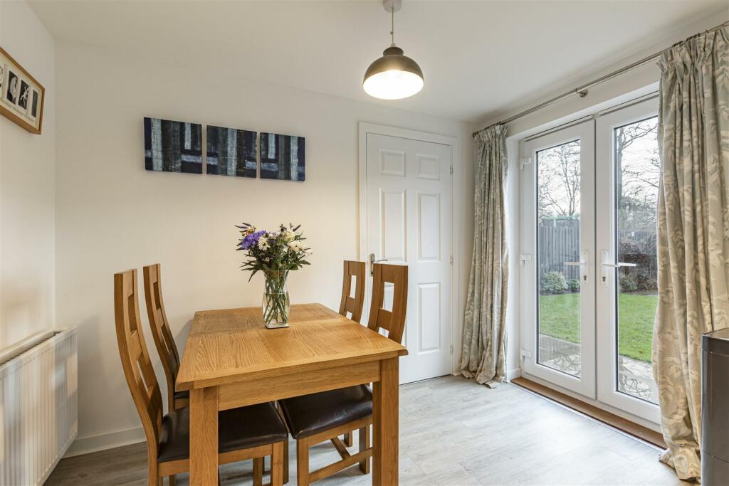 8 Knoll Park Drive Galashiels 17.JPG