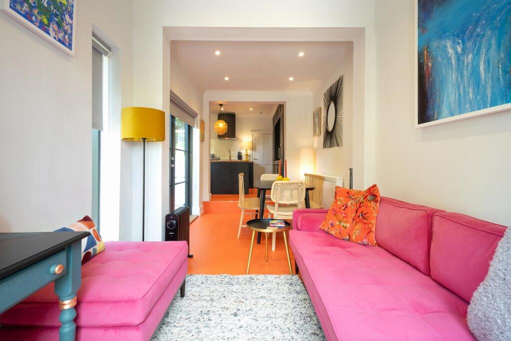 73 Queens Road-16.JPG