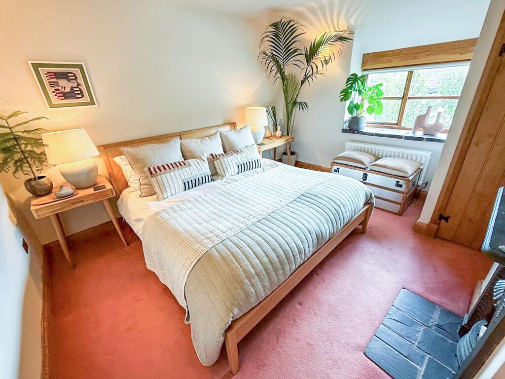 Additional Photograph