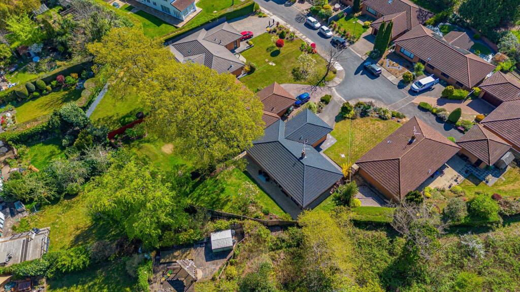 Clos Coed-Y-Dafarn Drone-4.jpg