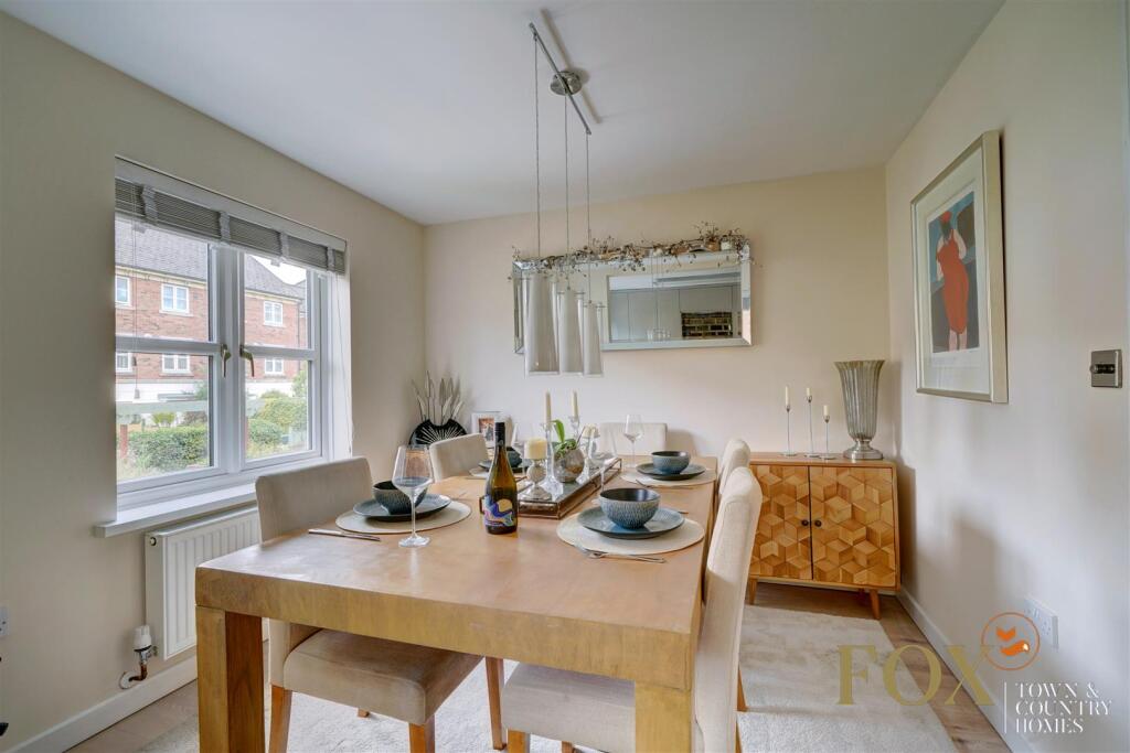 43 Sansome Place (10).jpg