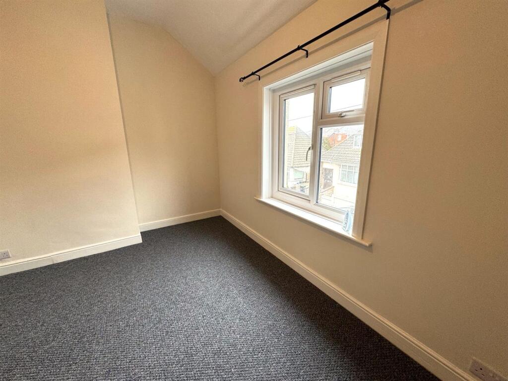 BEDROOM ONE.jpg