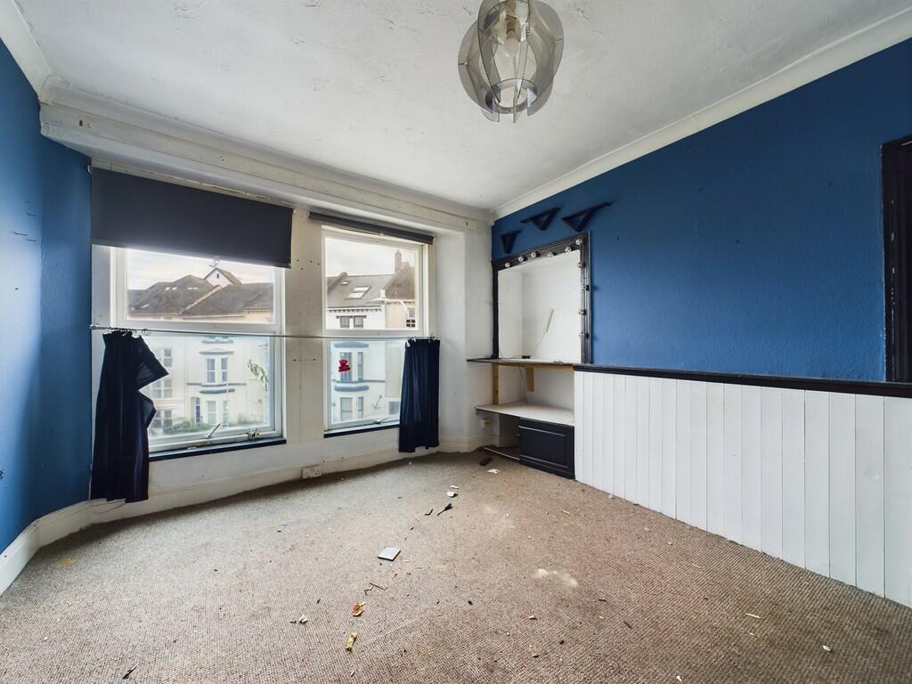 CAM02089G0-PR0333...