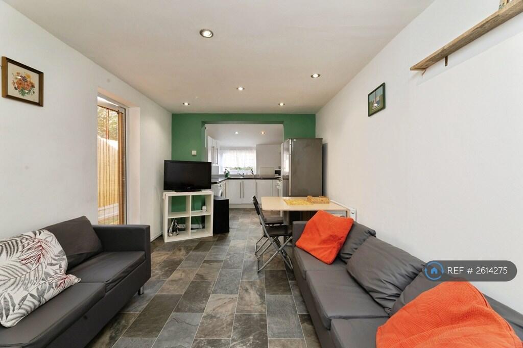 Dining / Living Area