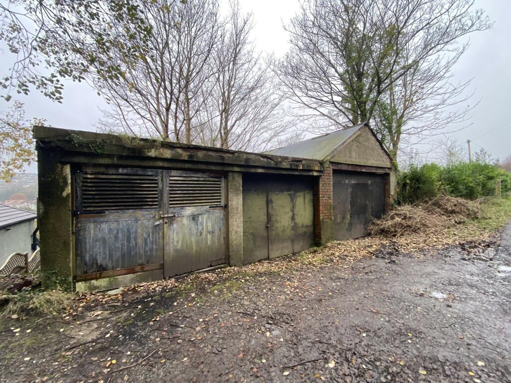 Garage and Workshop