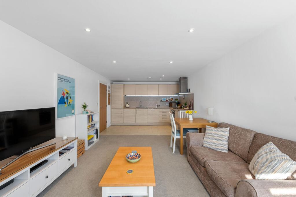 Reception-Kitchen