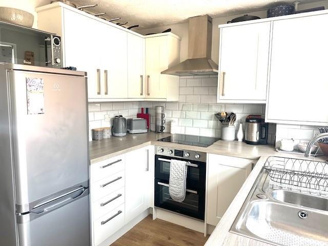 97D Badsey Lane Kitchen 4.jpg