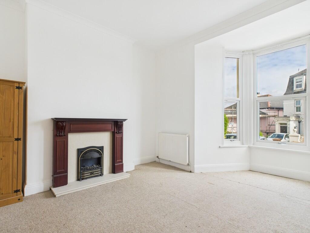 CAM02089G0-PR0461...