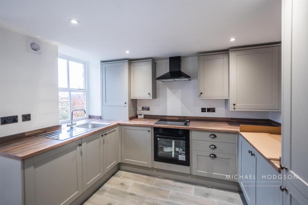 Kitchen / Breakfast Room