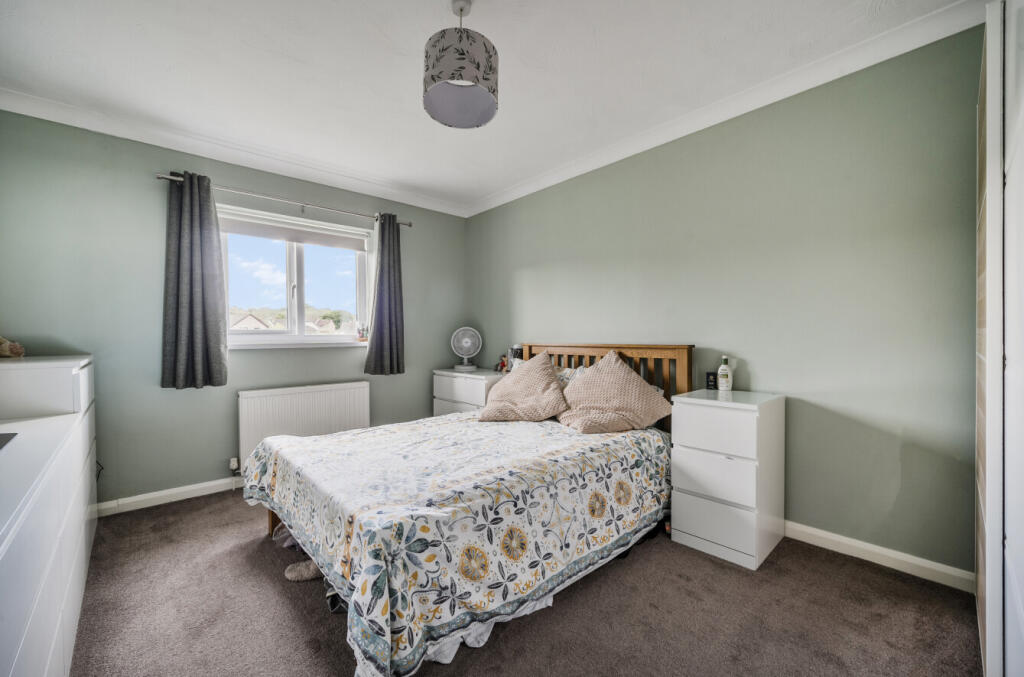 1349375-13-68bae7...