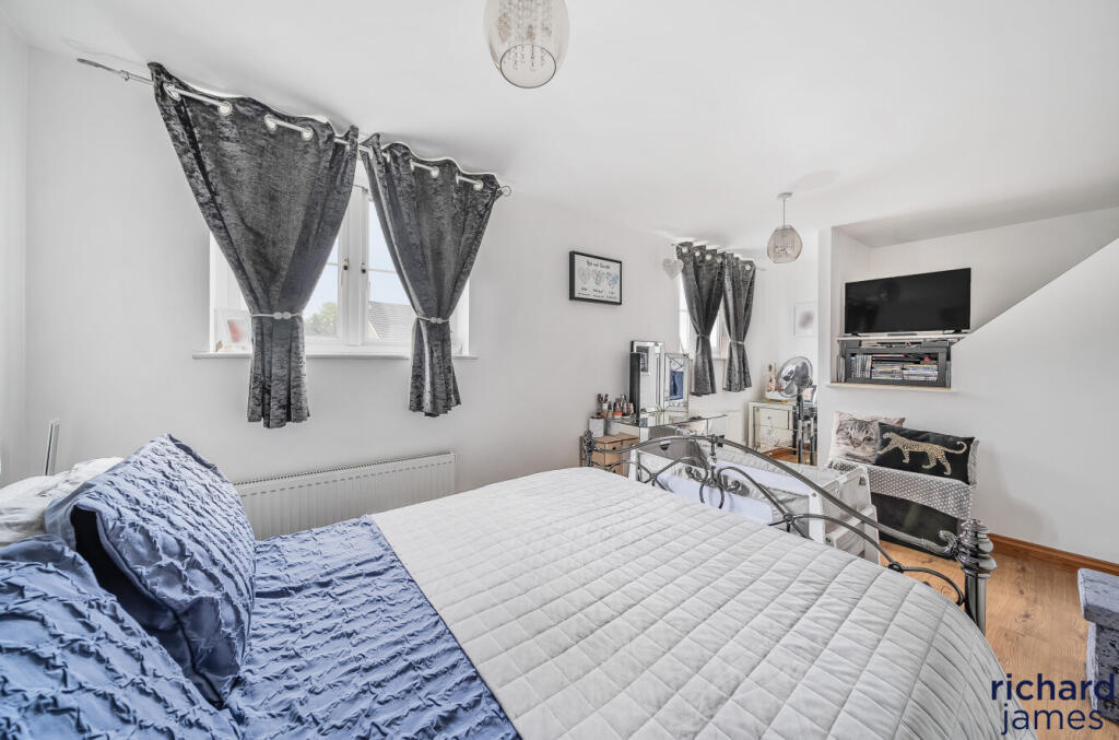 7d567794-0916-4a6...