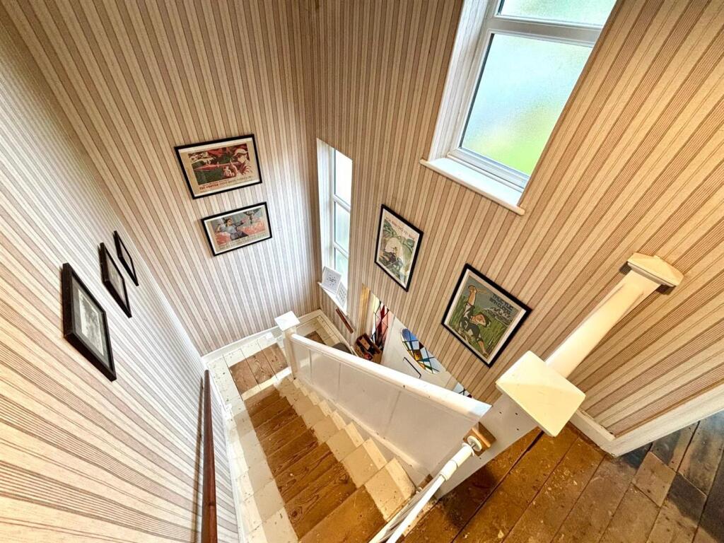 WhatsApp Image 2025-10-31 at 15.07.30_671700e2.jpg