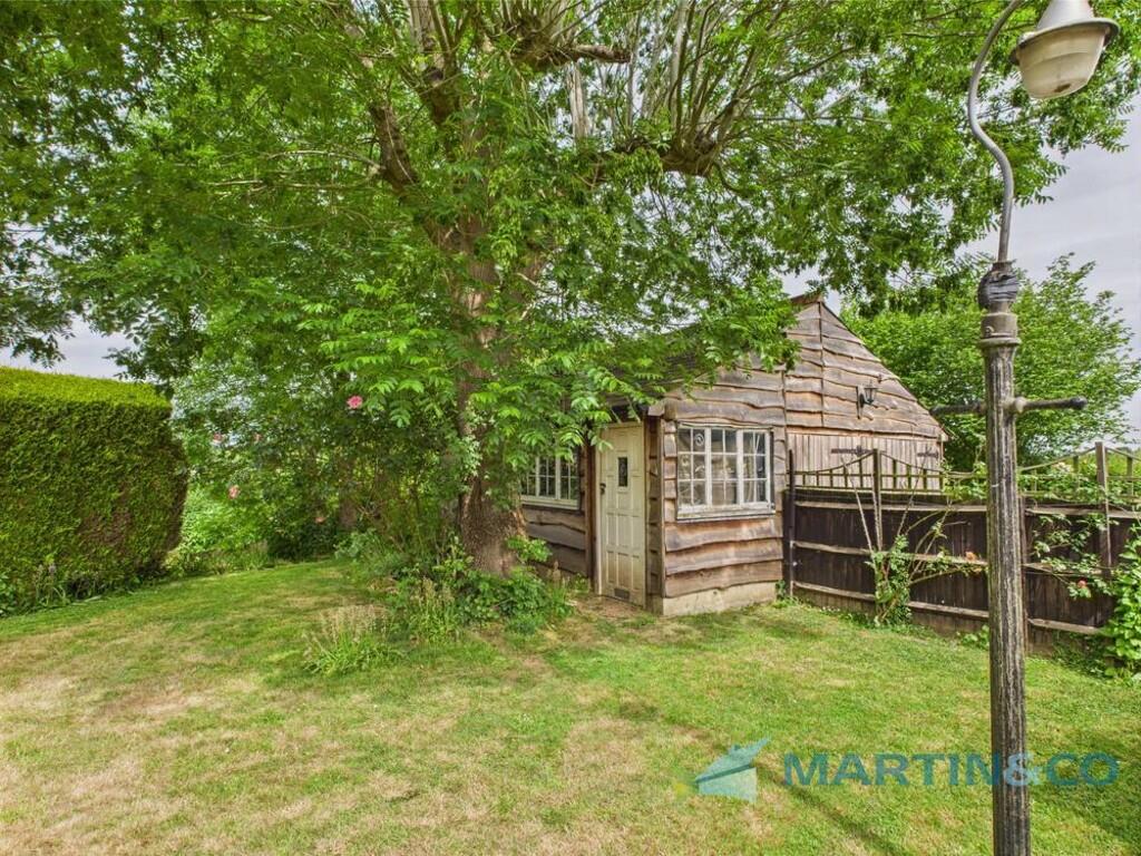 CAM02145G0-PR0061...