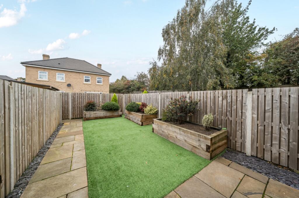 1369357-9-68ef883e32619