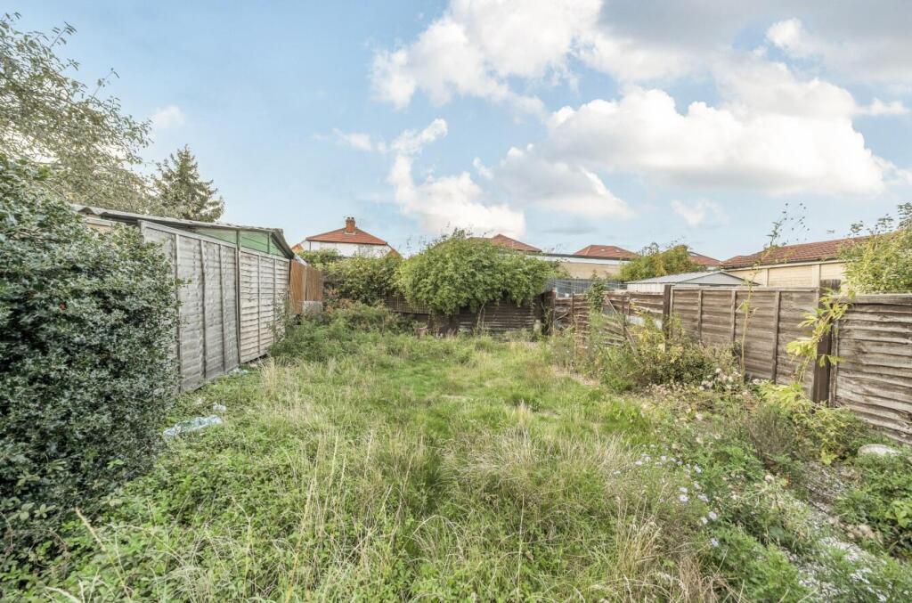 Davidson Frost-Wellings, DFW, Reynolds Drive, Gard