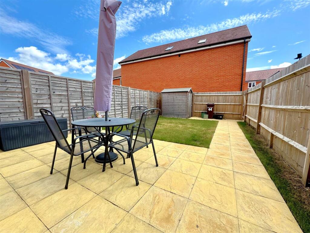 garden 2.jpg