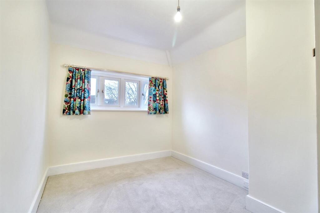 Bedroom 3.JPG