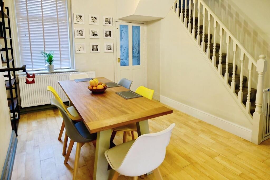 54f8cded-Dinning 20Room4.JPG