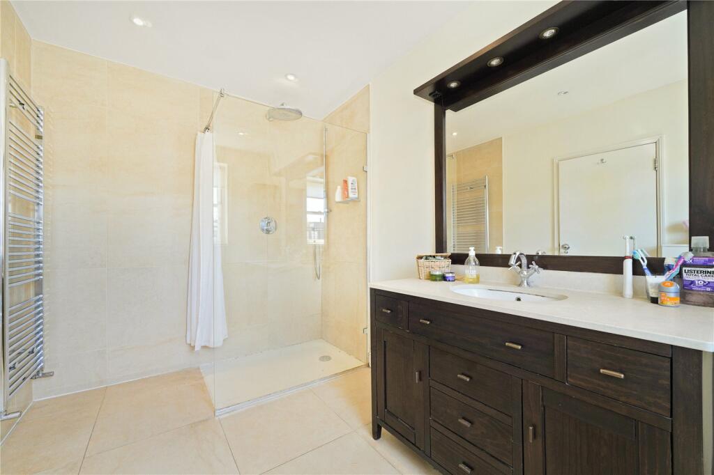 Ensuite Bathroom