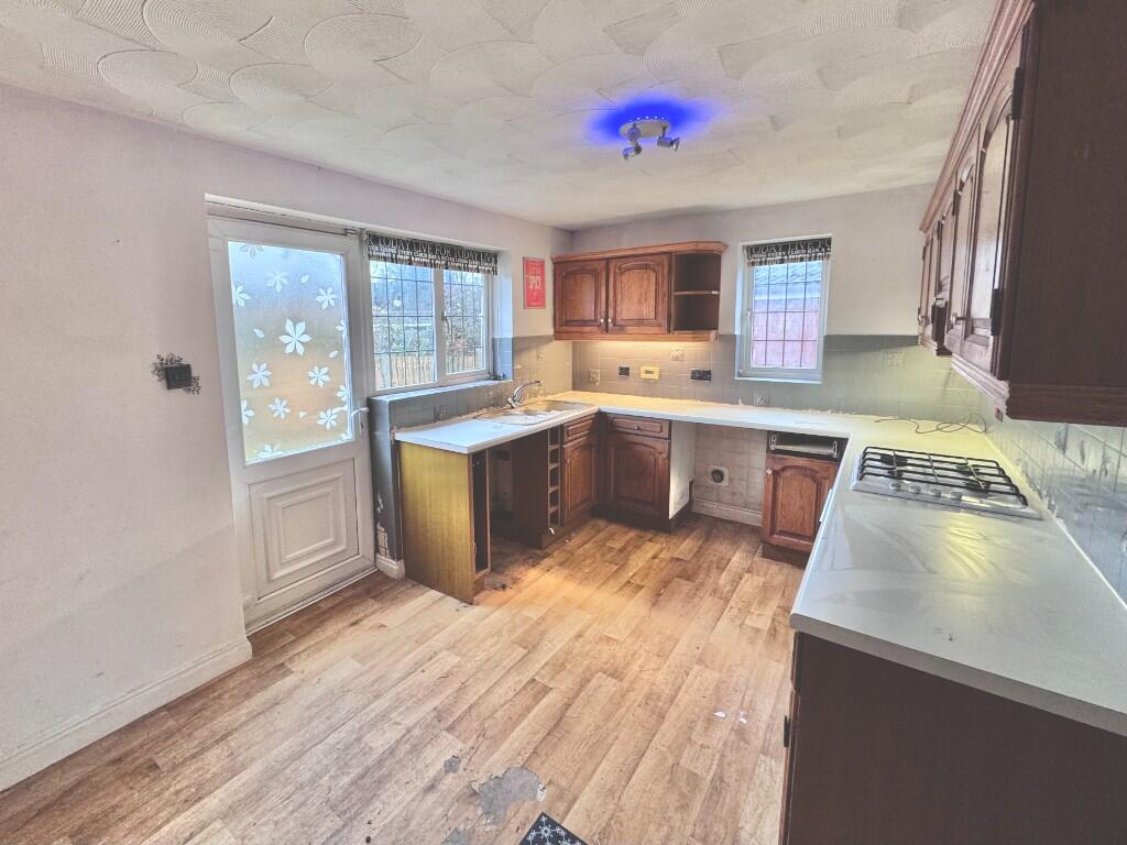 Kitchen Diner 2