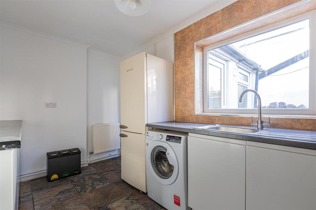 Asgog Street 14-7.jpg