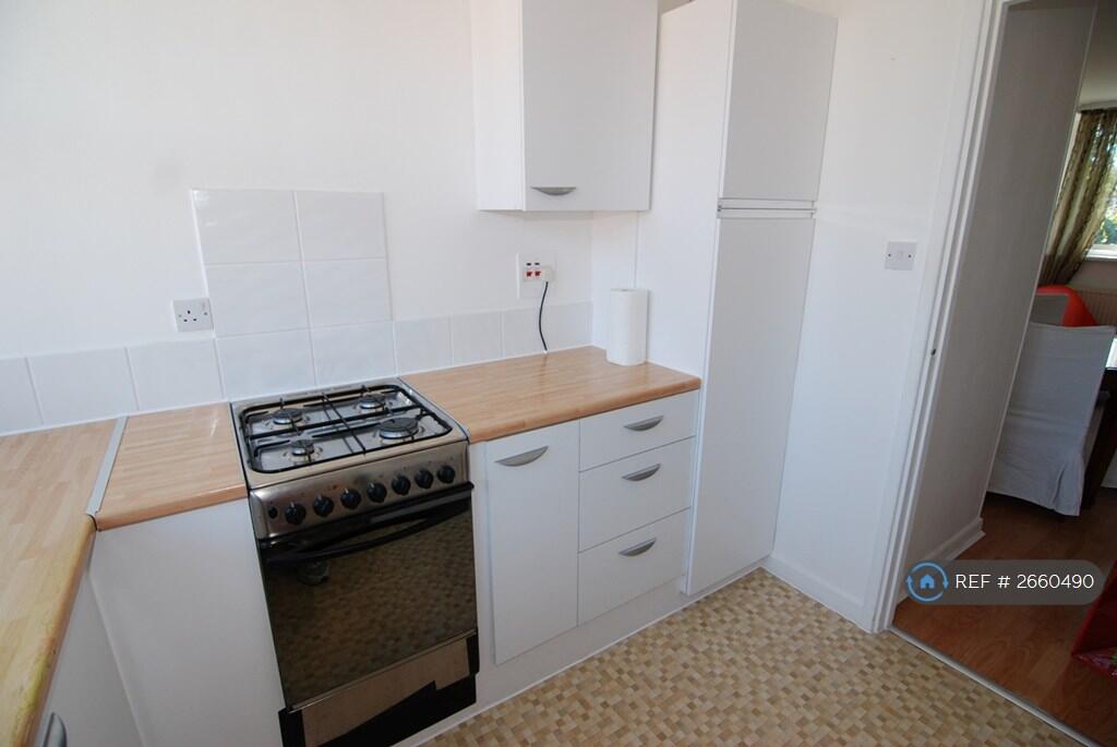 Kitchen b