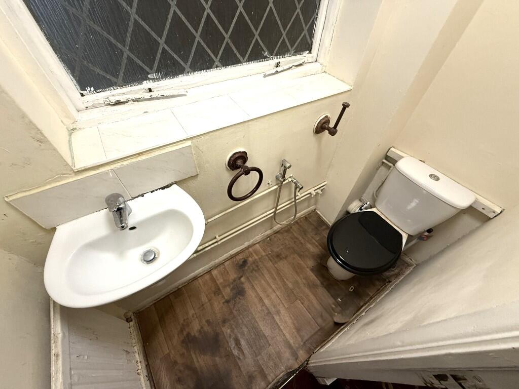 DOWNSTAIRS W.C.