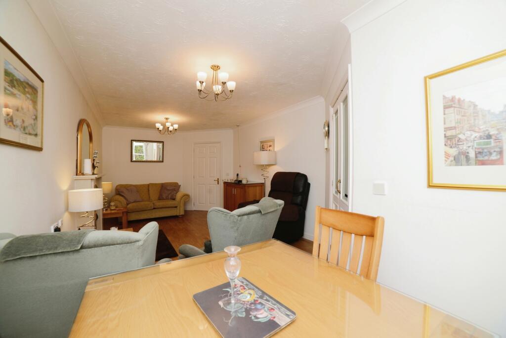 Living / Dining Room