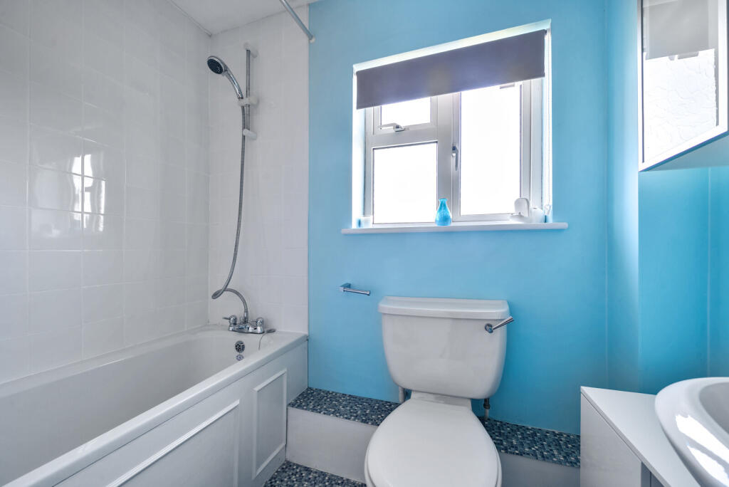 1335677-15-689f16...