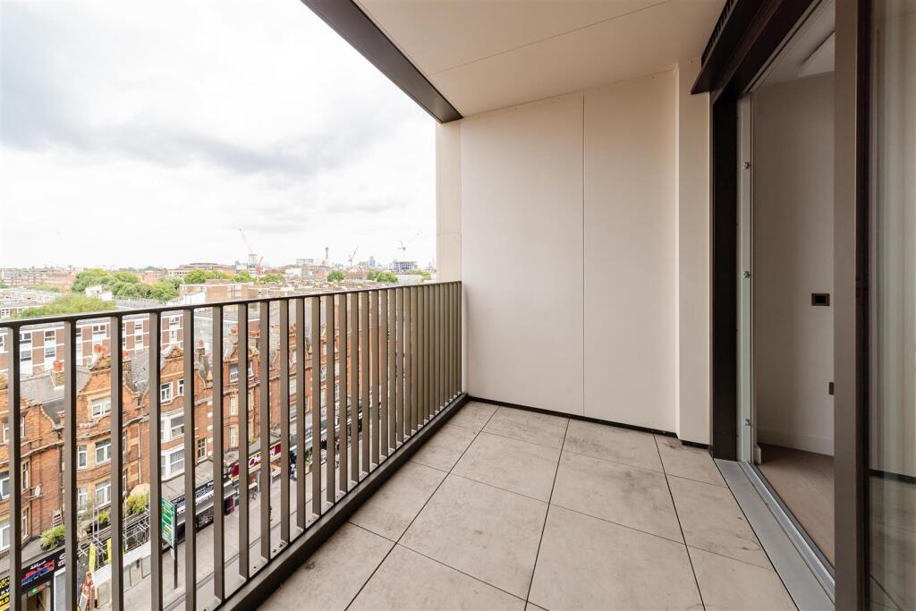 Balcony            .jpg