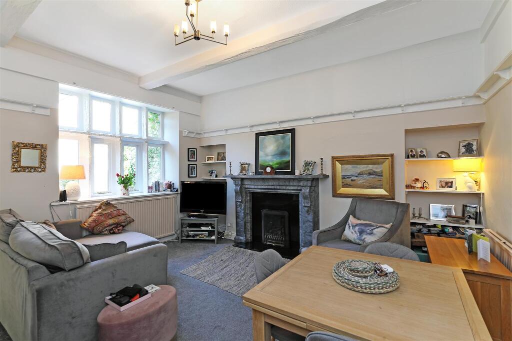 Brockwell House P.65.Photoneg.co.uk.jpg