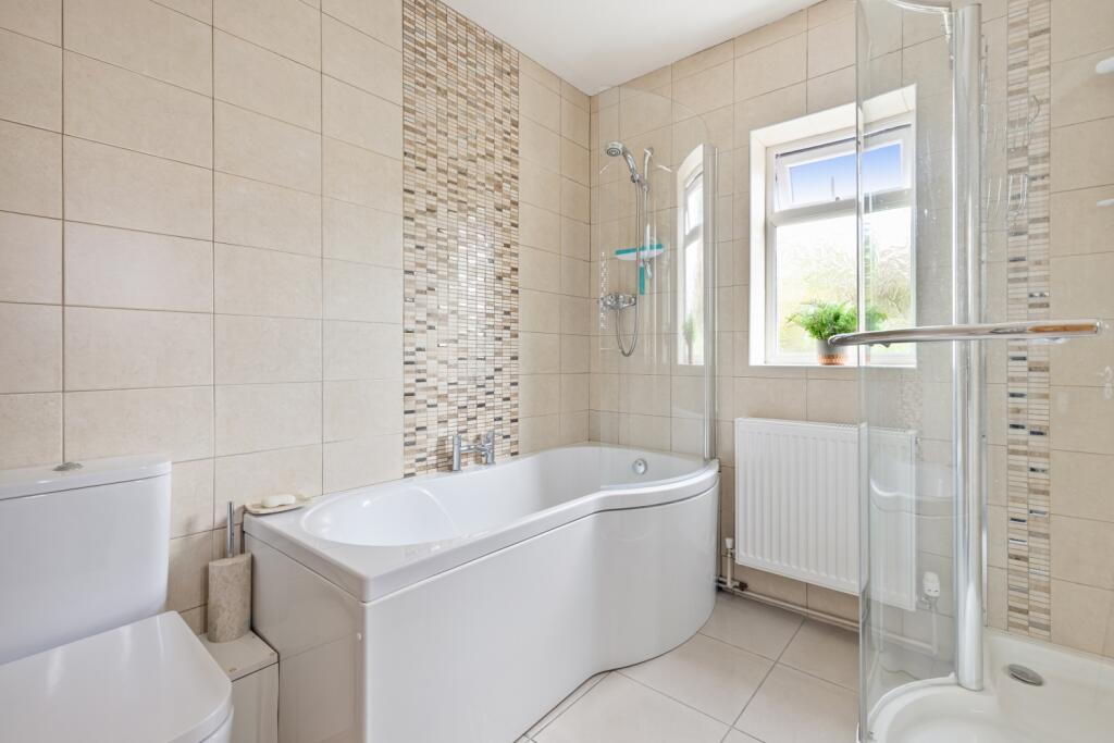 A17 - 372 Totnes Road Paignton - 240828