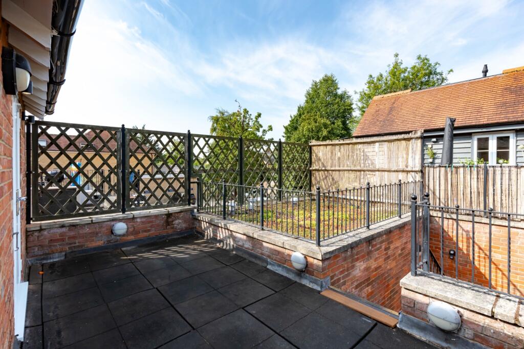 Private outdoor area 