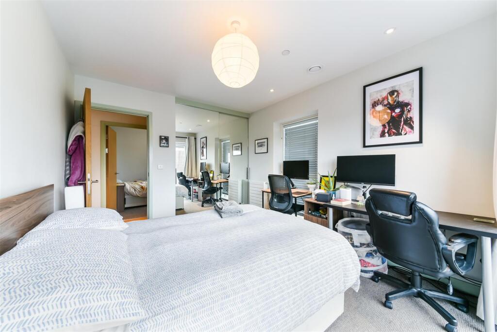 MAUD STREET, 23, 67  (3).jpg