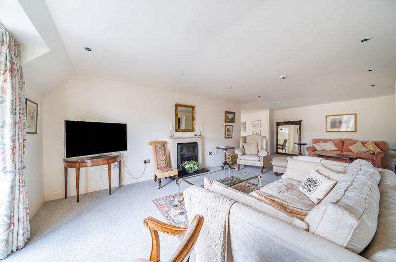 Living/dining room