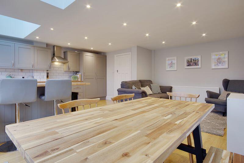 Kitchen / Diner / Breakfast / Living