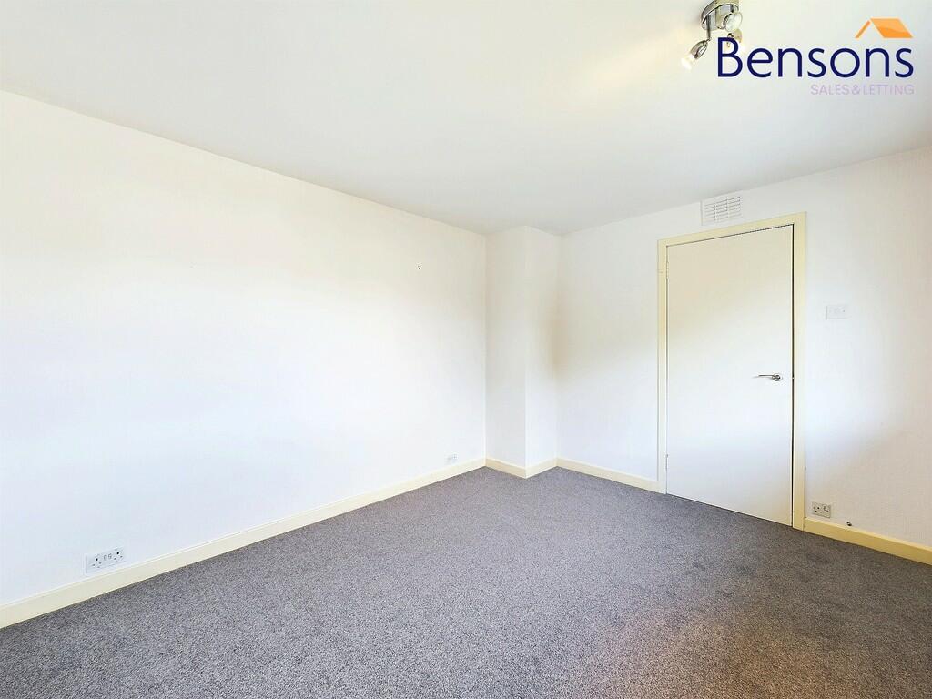 CAM01596G0-PR0295...