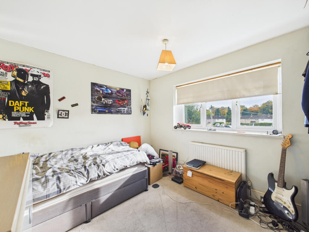 CAM01354G0-PR0613-STILL010