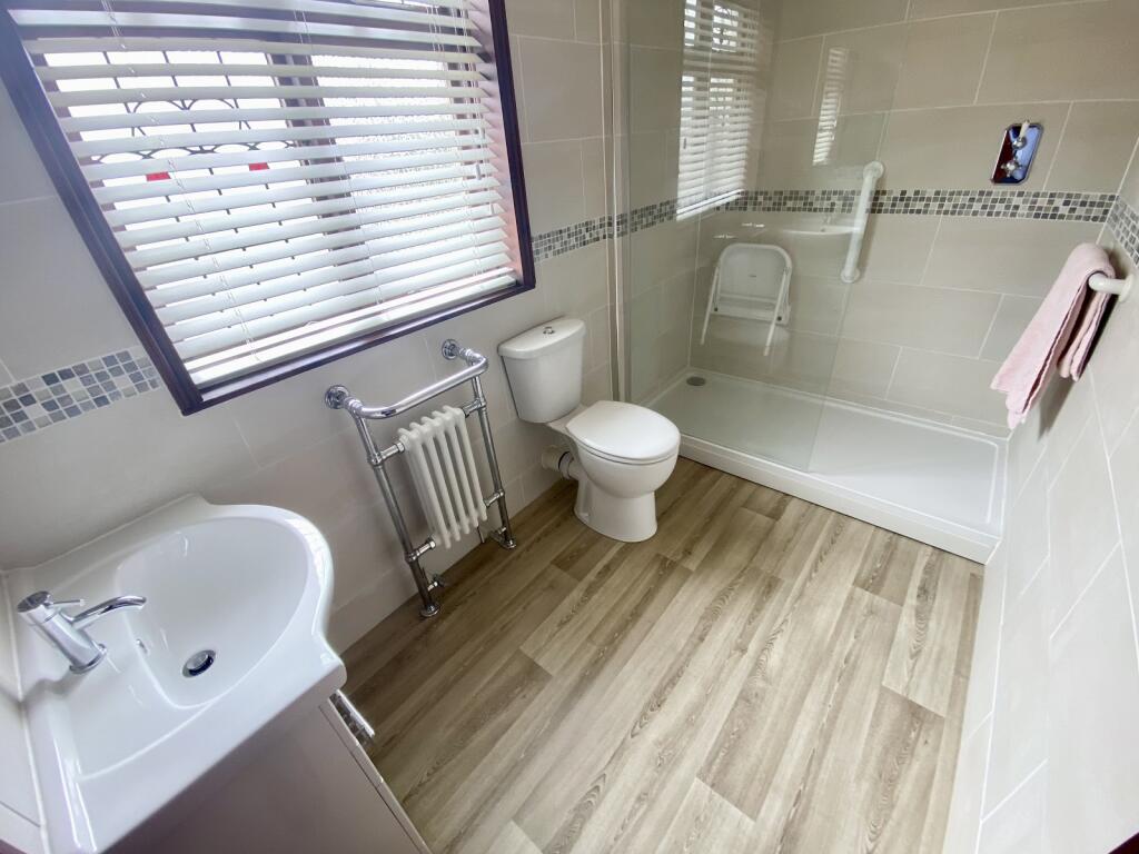 En suite Jack &amp; Jill