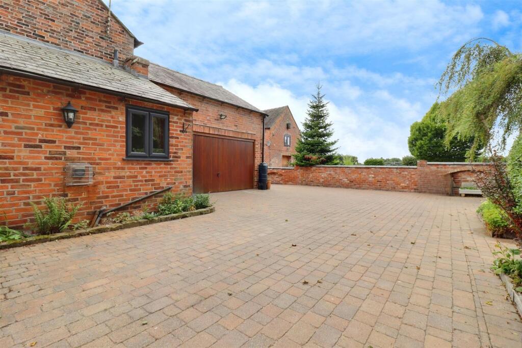 user_edited_photo-627fde41_user-edited-14c95ed0-62