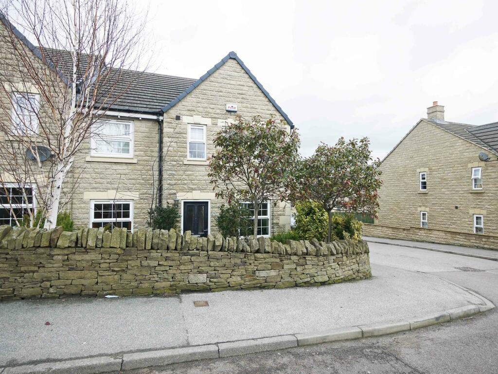46 , Cumberworth Road, Skelmanthorpe, Huddersfield, West Yorkshire,    HD8 9AP